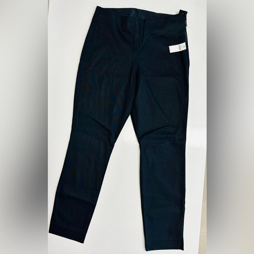 BNWT Women's old navy pixie pants